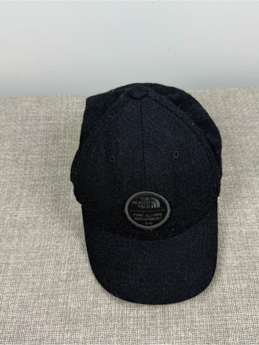 North Face Black Baseball Hat Cap Men's M/L Fitted Wool Fine Alpine Equipment